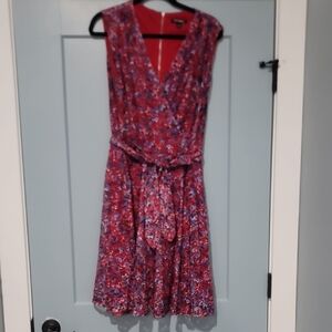 Chic Floral Midi Dress in Red and Purple